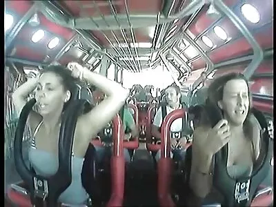 Garotas latinas perfeitas em meia arrastão brincam com filme porno de preta suas vaginas
