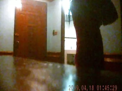 Lésbicas asiáticas MILF filme pornô com as mulheres mais gostosas e latinas se divertem com um vibrador no quarto