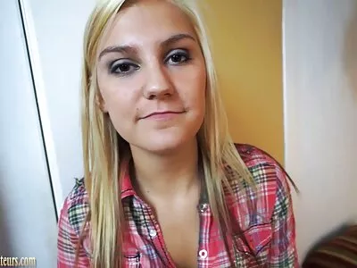 O namorado gosta mais filme porno comendo a cunhada quando ela não está de calcinha