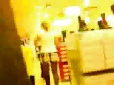 Nerdy MILF de óculos filmes pornos com gostosas é devastado pela BBC em cena corno