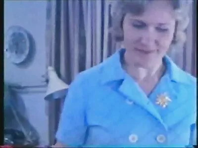 Essas vadias de aparência luxuosa gostam de fazer coisas ásperas  e desagradáveis