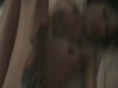 A filme pornô tia transando com sobrinho linda MILF tem peitos grandes e redondos e sabe como chupar um pau