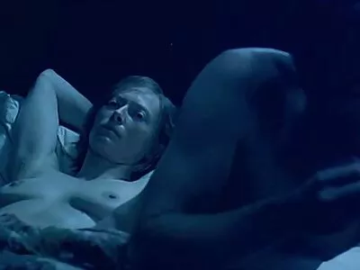 Homem maduro trai a esposa safada vídeo pornô brasileirinhas gostosas com empregada brasileira