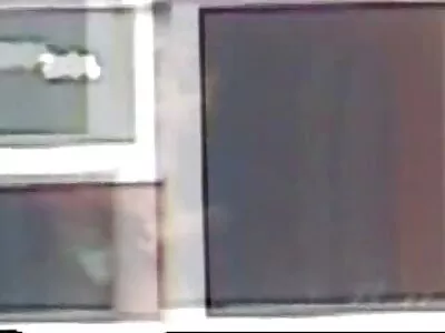 Morena luxuriosa usa brinquedos sexuais enquanto é martelada filme pornô mulher da bundona do hardcore