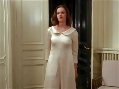 Seu cu apertado ainda filme pornô de mulher da bunda grande não está pronto para uma penetração séria